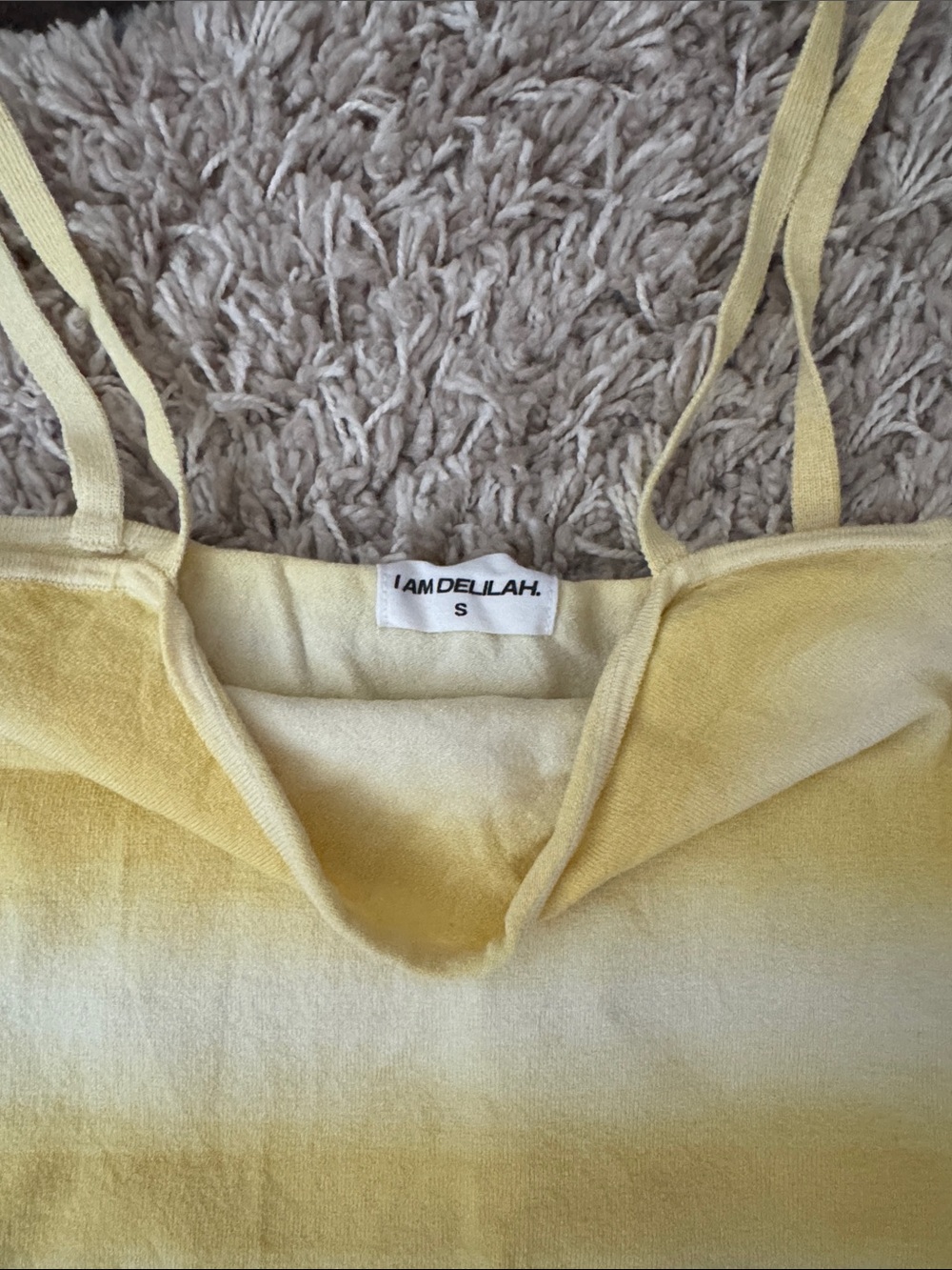I am Delilah. Yellow two piece set size small. Worn once - Picture 3 of 3